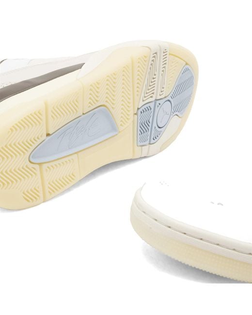 Nike White Flight Court