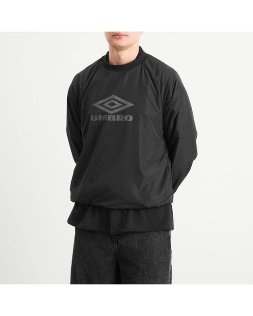 Umbro Black Reversible Crew Top for men