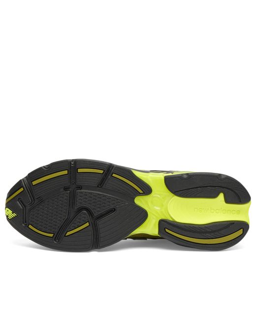 New Balance Green Abzorb 2010 Sneaker