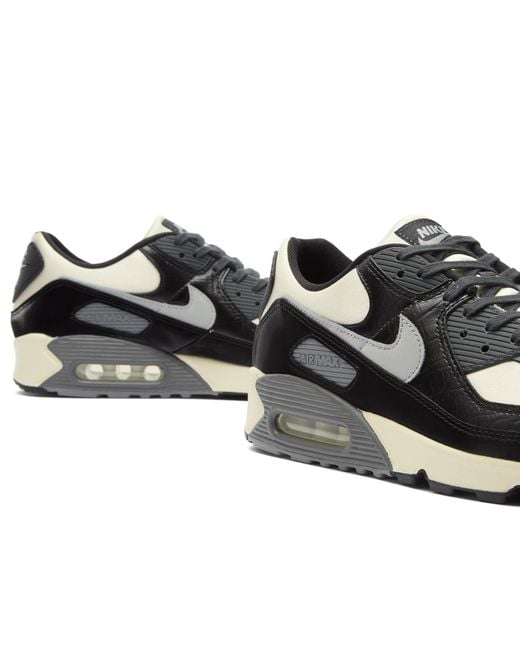 Nike Black Air Max 90 Qs Sneaker