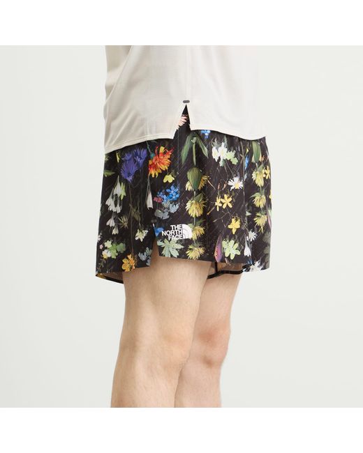 The North Face Black Summit Series Pacesetter Print Shorts for men