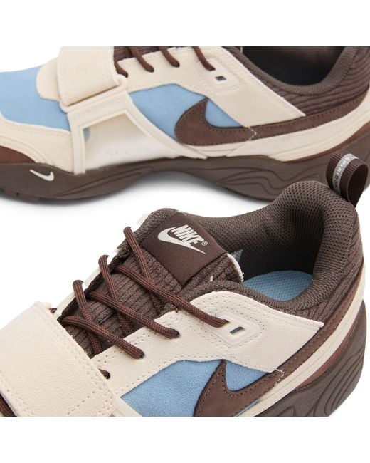 Nike White X Travis Scott Zoom Field Jaxx Sneaker
