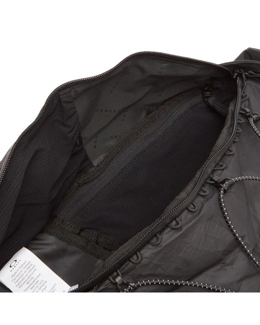 Oakley Latitude Sling Pack in Black for Men | Lyst