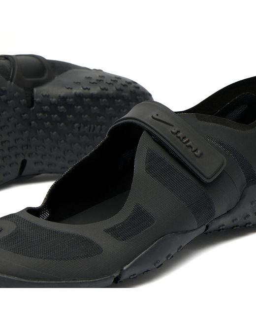 Skims Rift Mesh Nike X Skims Mesh Rift Sneaker in Black | Lyst UK