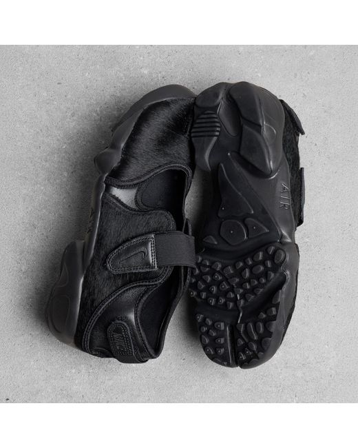Nike Black W Air Rift Pony Sneaker