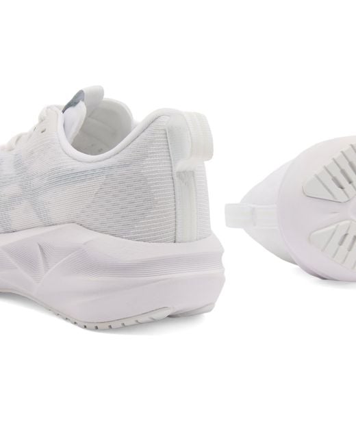 Asics White Asics Novablast 5