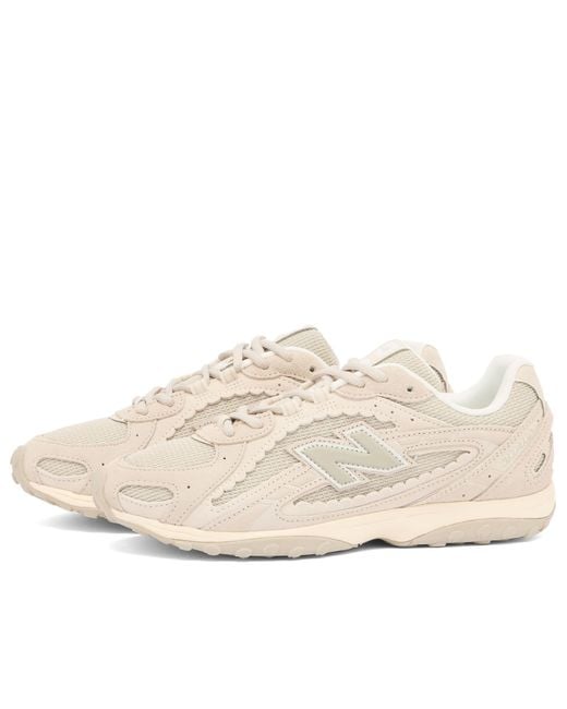 New Balance White 204L Sneaker