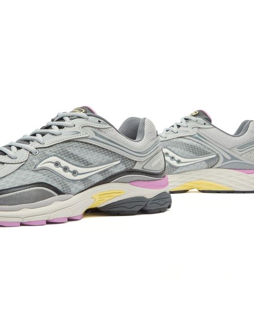 Saucony White Progrid Omni 9 Sneaker for men