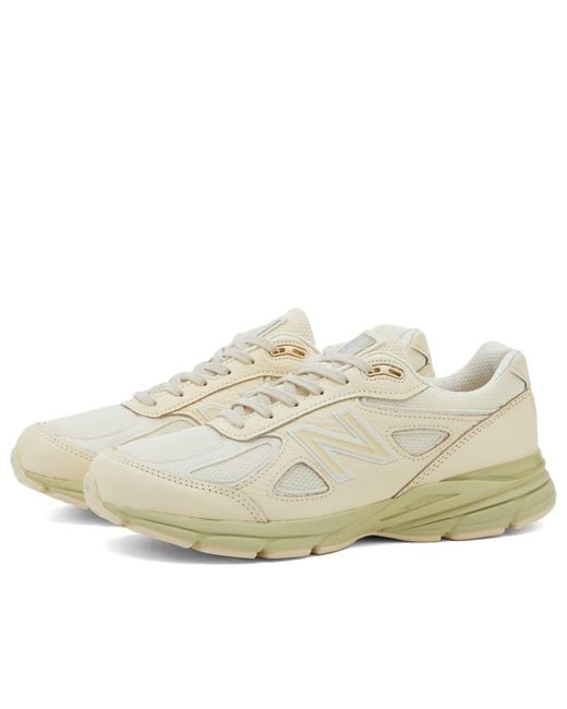 New Balance White U990Bo4