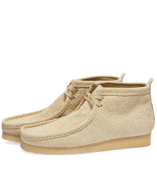 Clarks Natural End. X Oxford Flowers Wallabee Boot for men