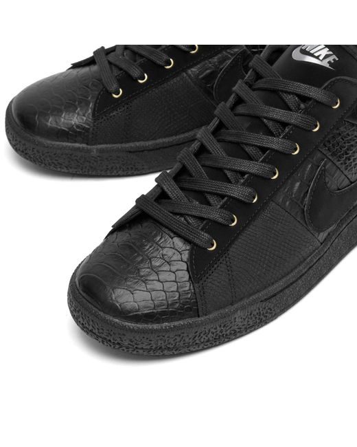 Nike Black Tennis Classic Prm Sneaker for men