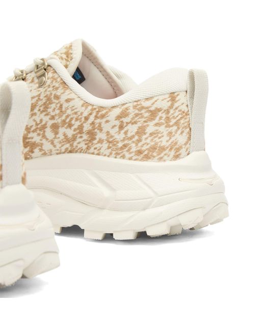 Hoka One One Natural Tor Summit+ Sneaker