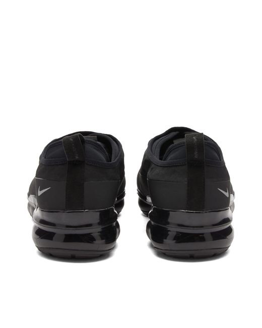 Nike Black Air Vapormax Moc Roam Sneakers for men