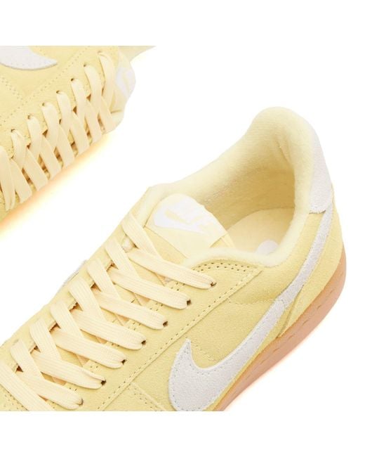 Nike Yellow Field General Suede W Sneaker