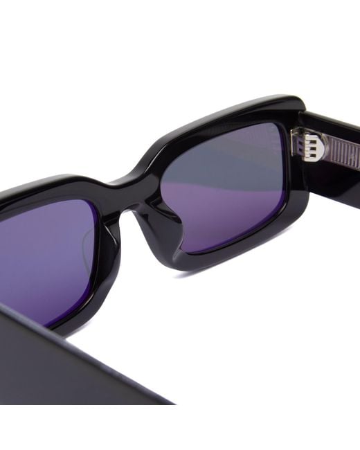 AKILA Black Verve Sunglasses