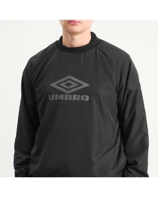 Umbro Black Reversible Crew Top for men