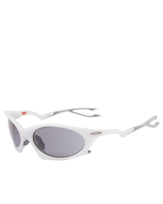 Oakley Plantaris Sunglasses in White | Lyst