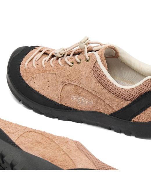 Keen Brown Jasper Rocks