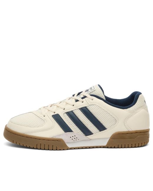 Adidas White Consortium Fechten Indoor Sneaker