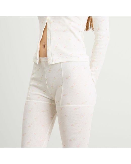 Fruity Booty White Ditsy Floral Legging