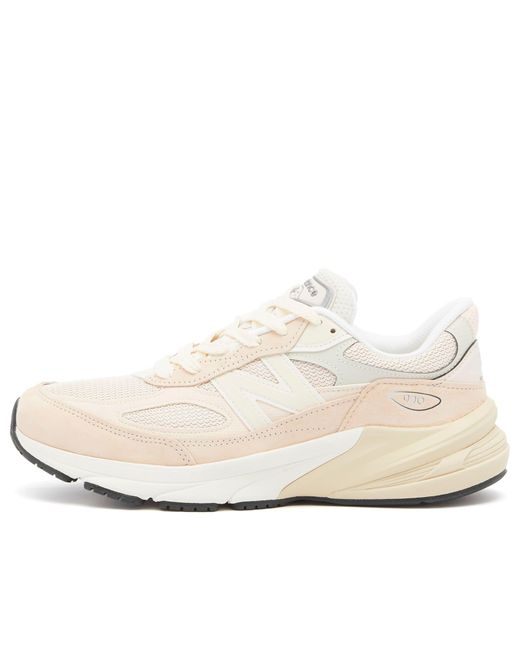 New Balance White U990Vr6