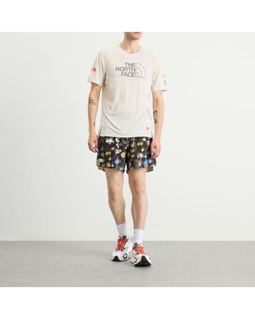 The North Face Black Summit Series Pacesetter Print Shorts for men
