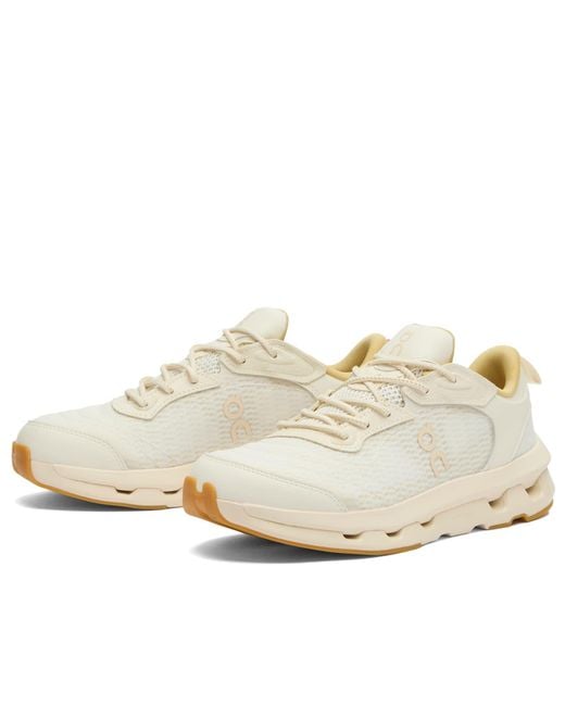 On Shoes White Cloudz 'Se Mo Sneaker