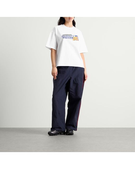 Bene Culture White End X International T-Shirt