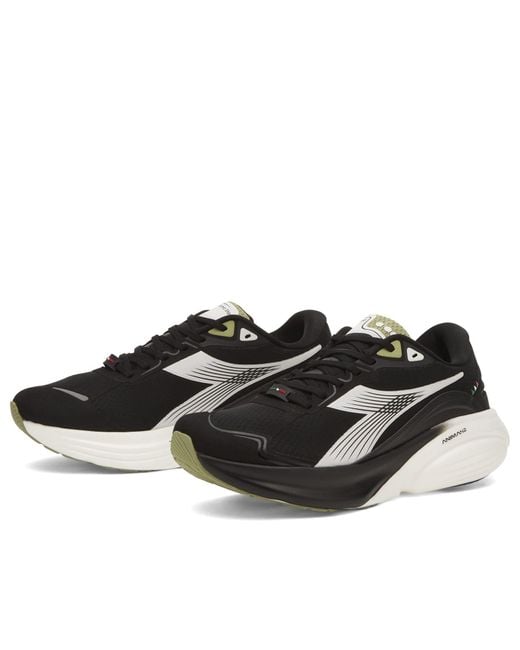 Diadora Black Atomo Star Sneaker for men