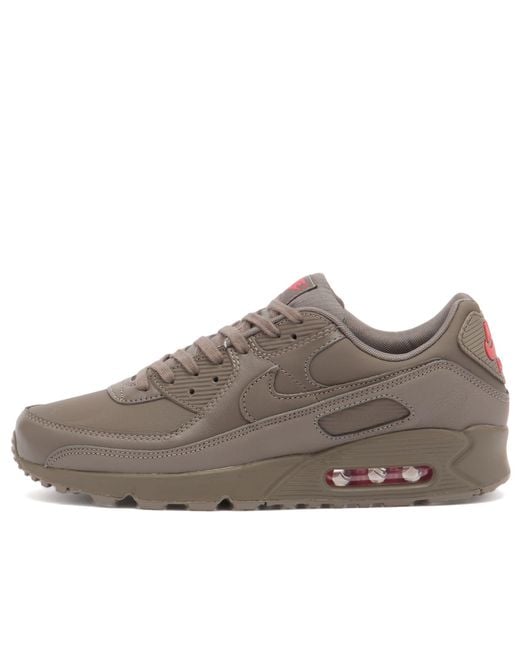 Nike Brown Air Max 90 Ess+ Sneaker for men