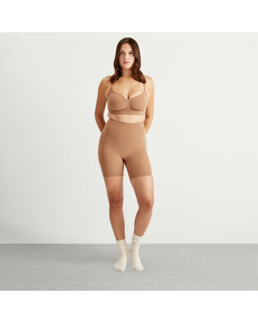 Skims Natural Seamless Sculpt Mid Thigh Short