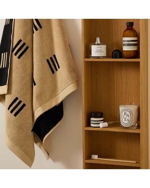 BAINA Metallic Claremont Bath Towel