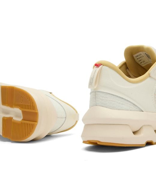 On Shoes White Cloudz 'Se Mo Sneaker