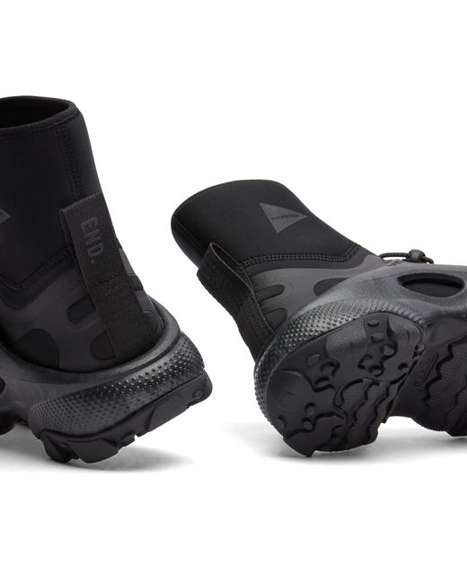 CROCSTM Black End. X And Wander X Trailbreak