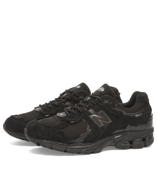 New Balance Black 2002Dx Sneaker