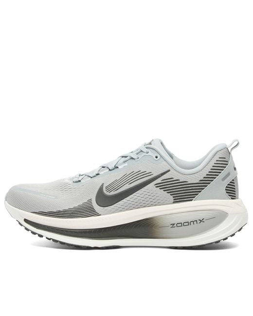 Nike White Nike Vomero 18 Sneaker for men