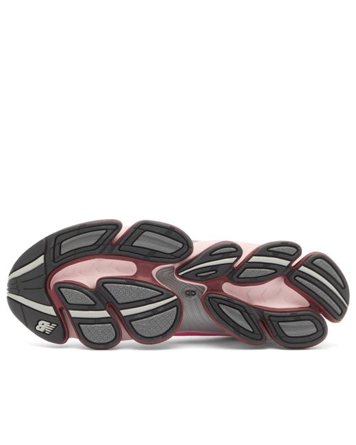 New Balance Pink 2000 Sneaker