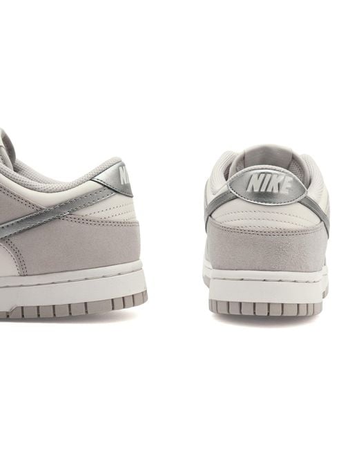 Nike White Dunk Low W Sneaker