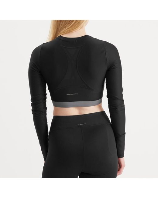 On Shoes Black Train Lg Sleeve Crop Top
