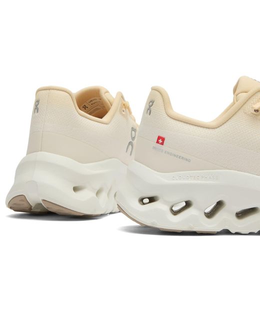 On Shoes White Cloudtilt Sneaker Blde/Dew