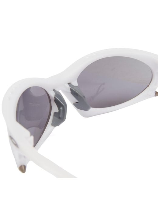 Oakley Plantaris Sunglasses in White | Lyst
