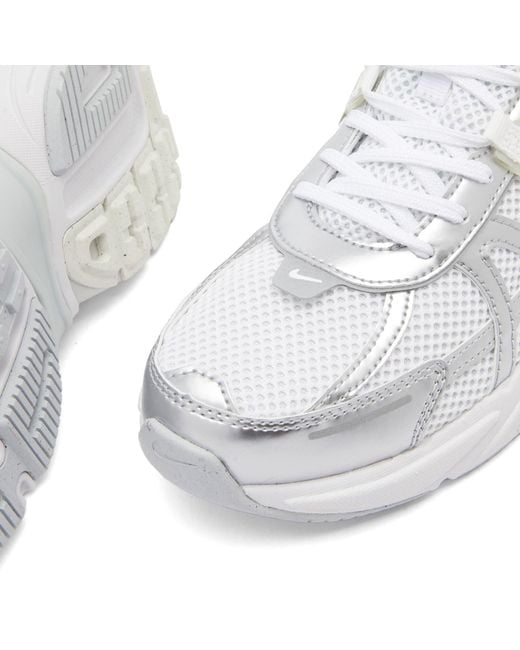 Nike White S V2K Run Sneakers Metallic