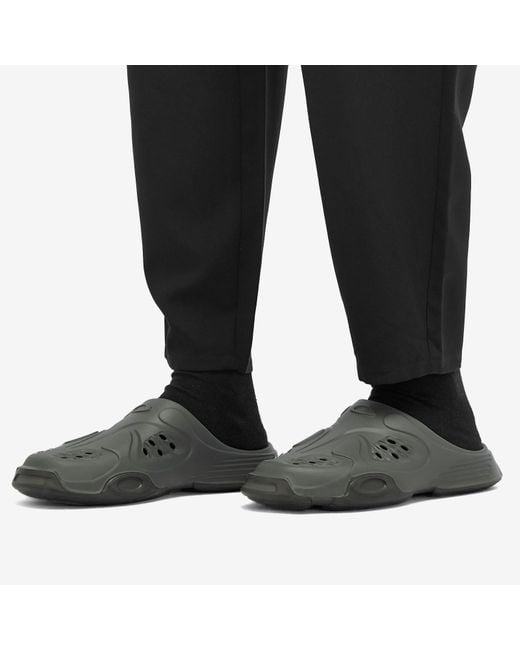 Oakley Gray Gradient Paguro for men