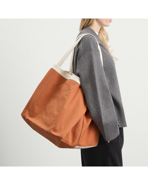 Hay Brown Everyday Sports Bag
