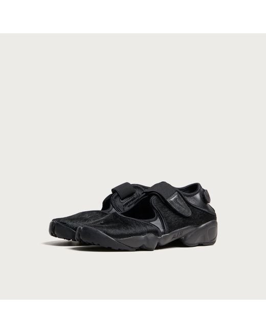 Nike Black W Air Rift Pony Sneaker