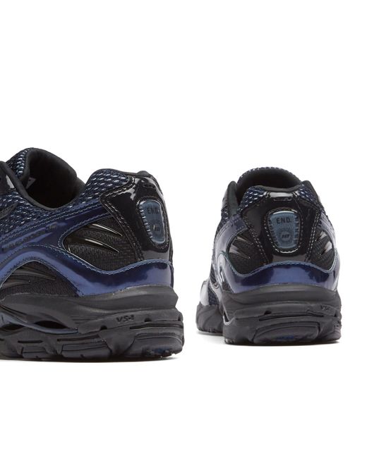 Mizuno Blue End. X Wave Rider 10