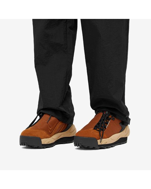 スニーカー [NIKE][X SACAI MAGMASCAPE SP LT BRITISH TAN Nike Magmascape Light Tan - Buy at Hypeneedz