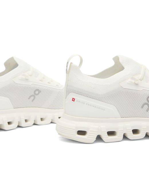 On Shoes White Cloud 6 Versa Sneaker