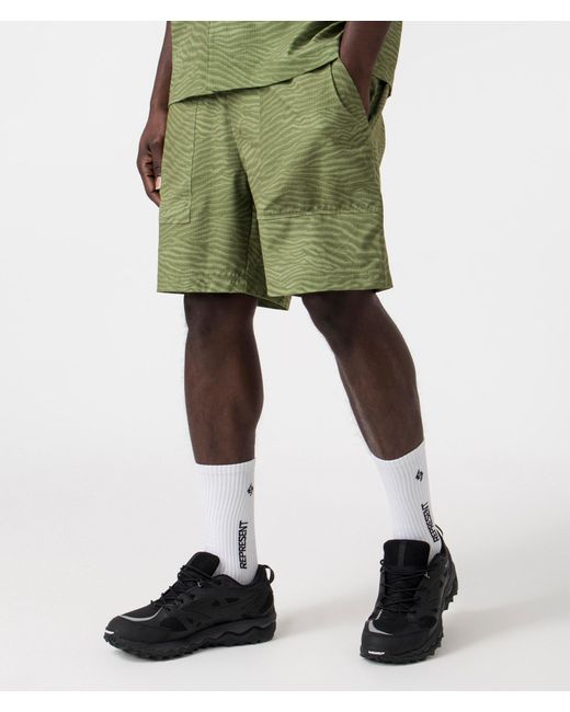 Columbia Green Black Mesa Lightweight Shorts for men
