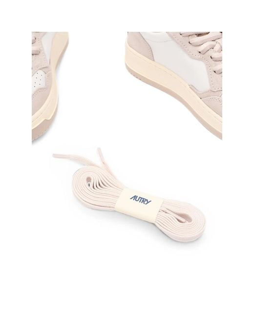 Autry Pink Medalist Low Sneakers